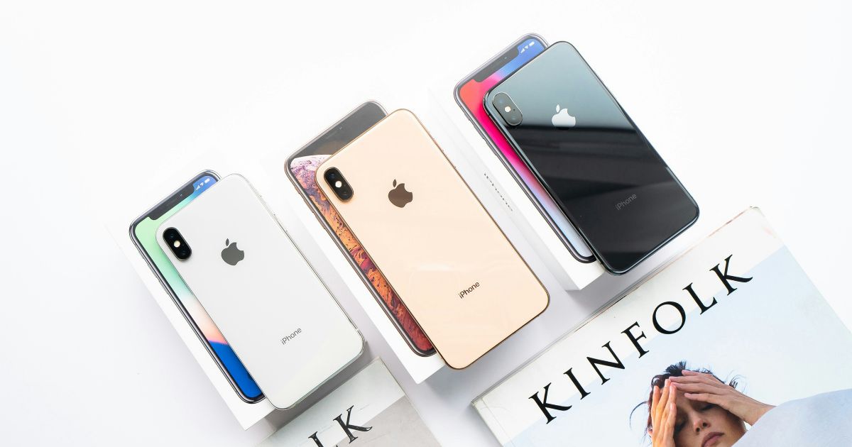 未開封スマホを開封するか迷うイメージ